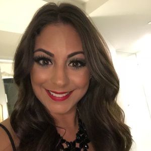 Meet your Posher, Sophia